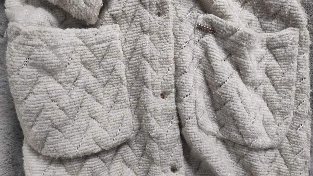 Płaszcz damski z dzianiny rozmiar L