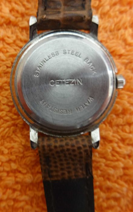 Relógios antigos várias marcas