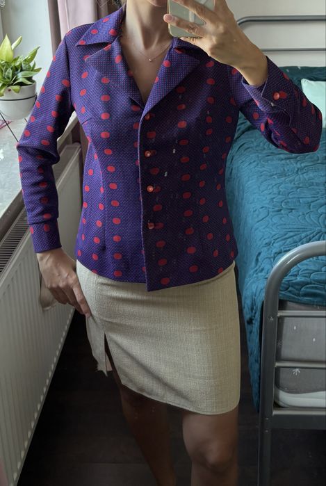 Dom mody Lid w łodzi retro marynarka z czerwonymi guzikami. Unikat