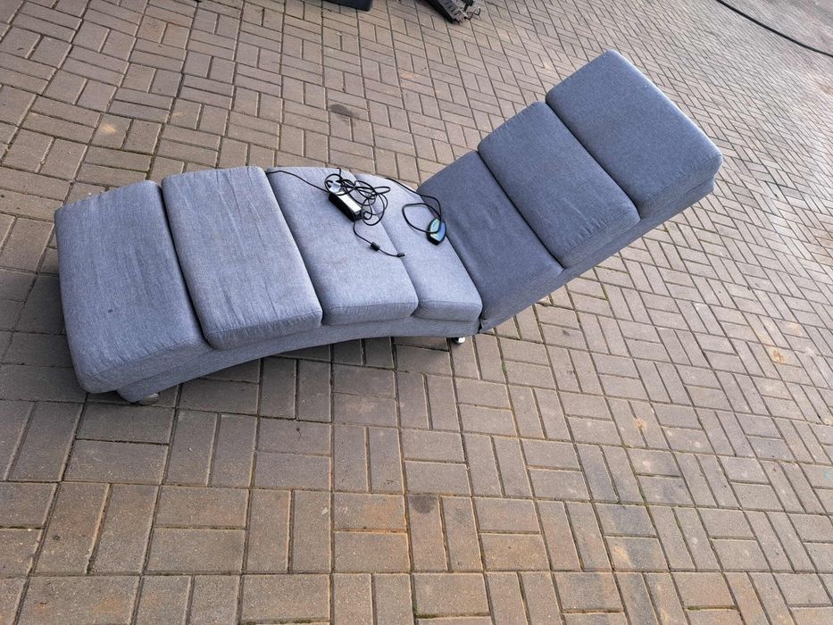 Leżanka szezlong fotel relax z masażem