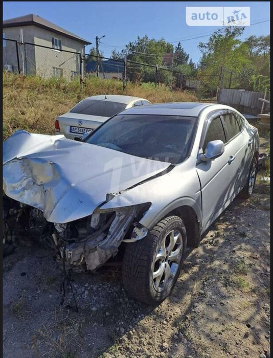 Honda Crosstour 2011 року