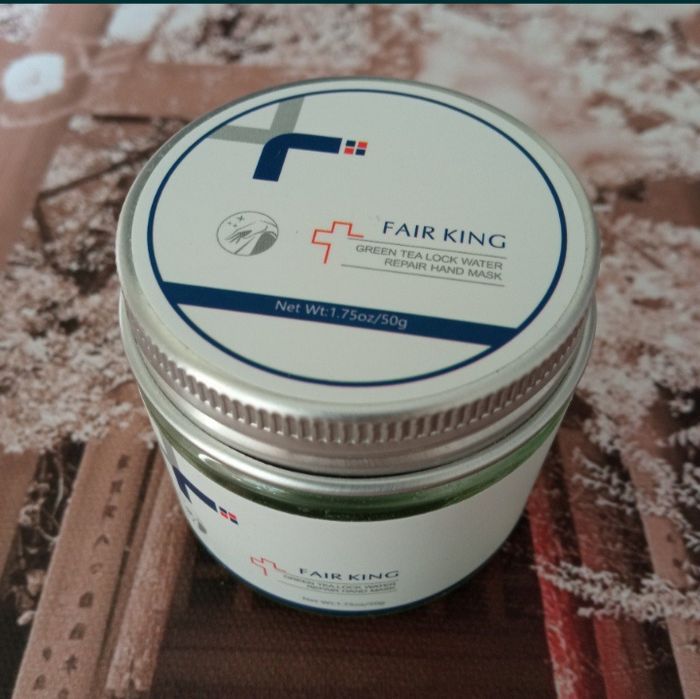 Маска для рук, средство для ухода за кожей рук