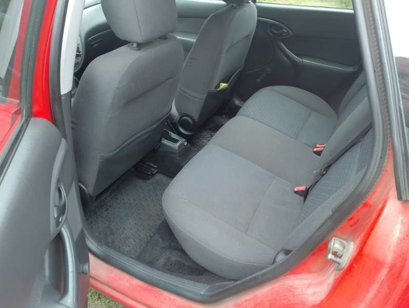 Sprzedam ford focus   2004 1.6