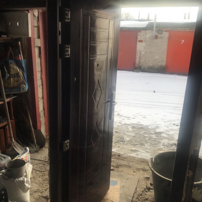 Входные металически двери