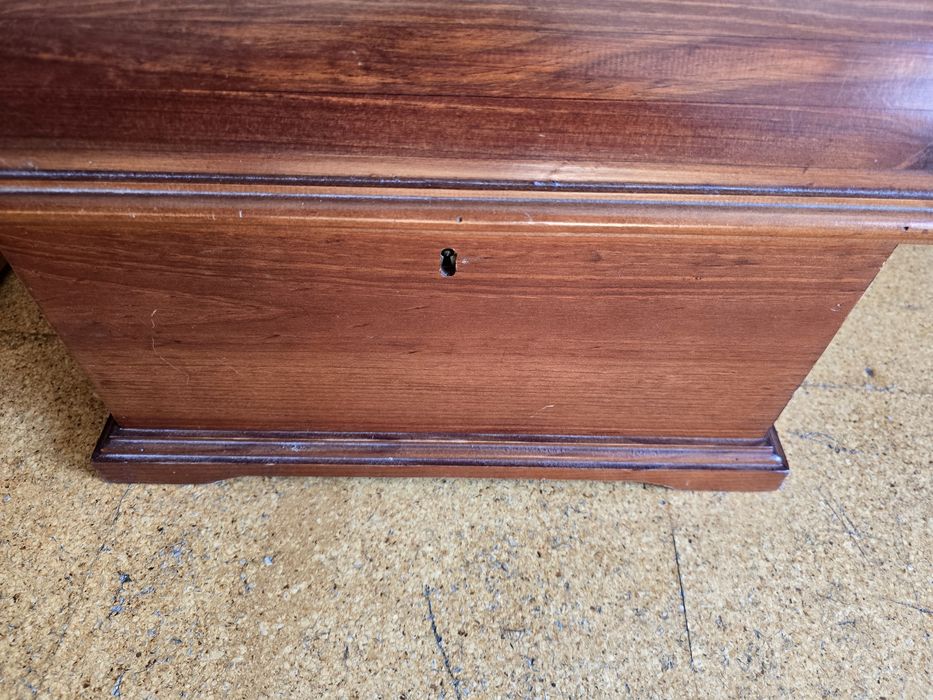 Vendo Baús de madeira