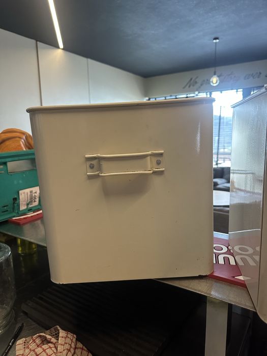 3 caixas metálicas ikea para arrumação