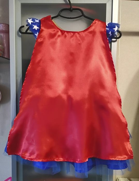 Сукня супергероя чудо-дівчинки Wonder Woman з плащем 5-6 років 116 см