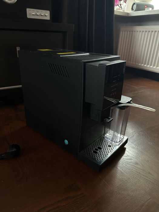 Ekspres automatyczny do kawy cecotec