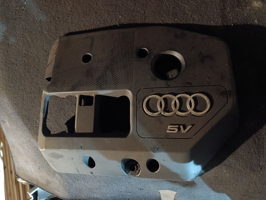 Osłona silnika obudowa plastikowa audi a3 8 l 1*8 benzyna