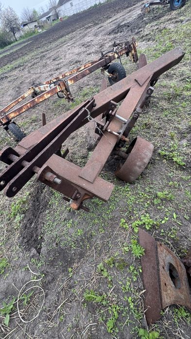 Плуг плн-3 на среднем и тяжелом брусу