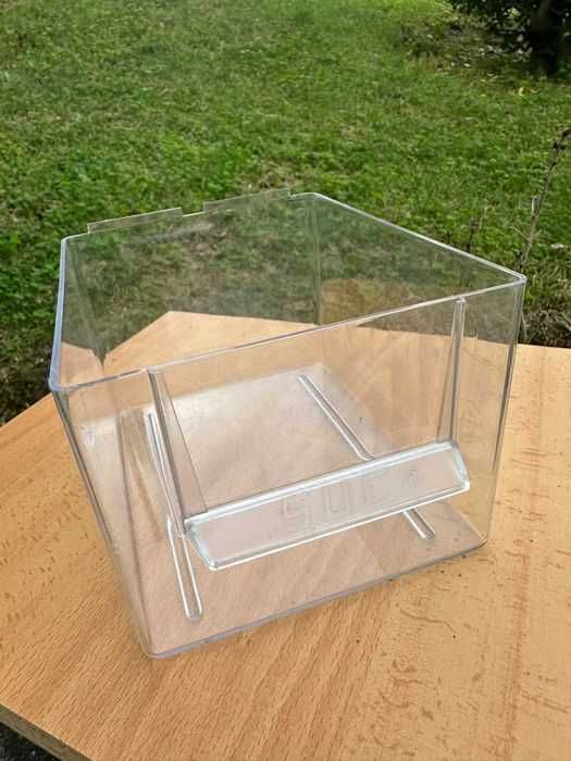Caixa SUC de plástico (pequena/média)