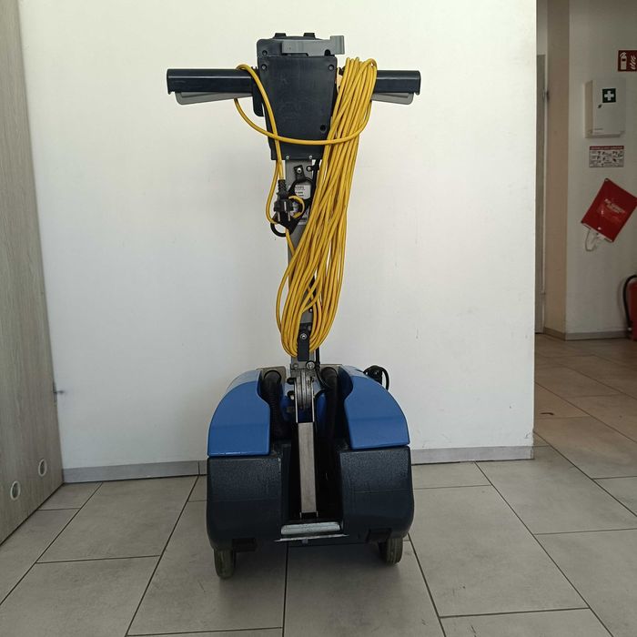 Szorowarka/maszyna czyszcząca Numatik 1840  230V