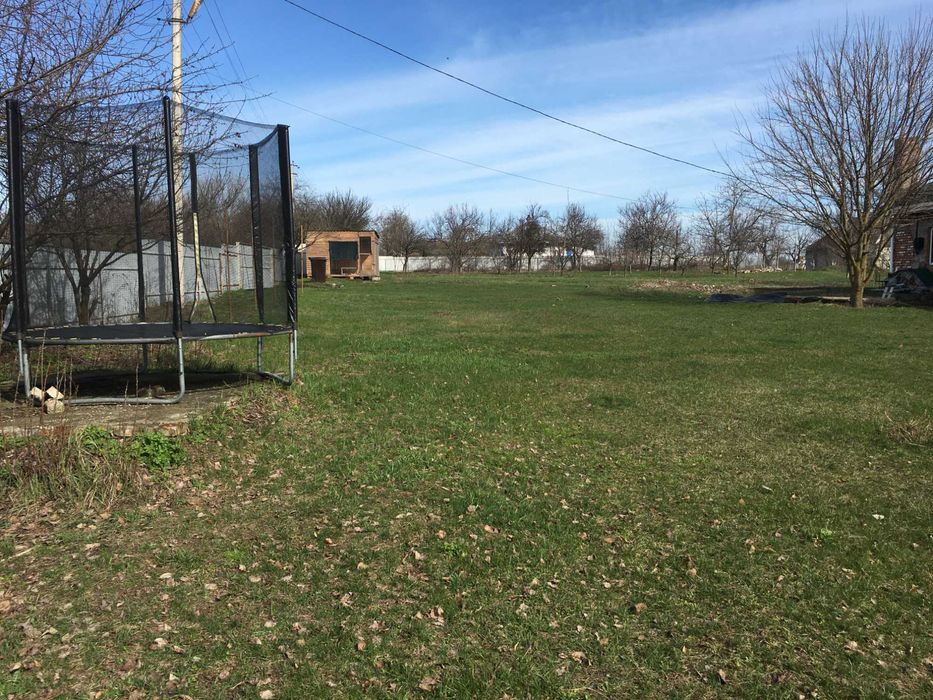 Будинок в екологічній, спокійній місцевості біля річки та заповідника