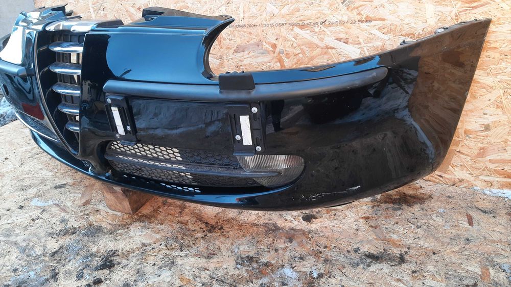 zderzak przedni lak 601 b/b Alfa Romeo 147 przód