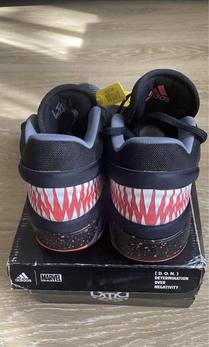 Кросівки адидас venom, adidas don