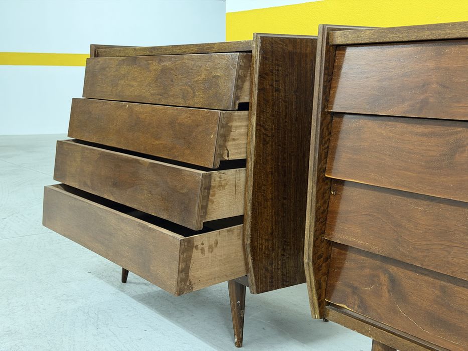 Cómodas Vintage Escandinavas Mid-Century da Década de 1960