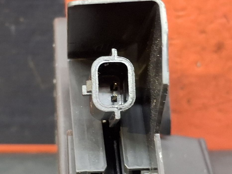 Fechadura / fecho porta frente esquerdo DACIA Sandero II (5S_)