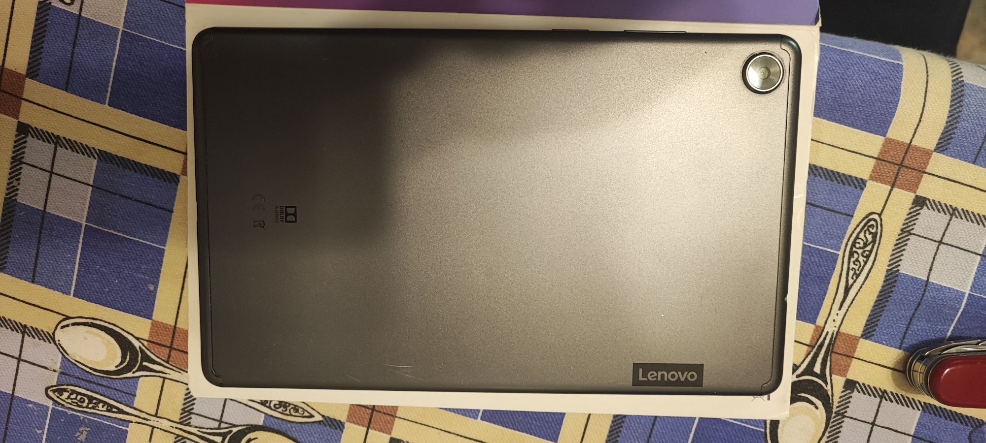 Планшет lenovo tab m8: 3 000 грн. - Планшетні комп'ютери Харків на Olx