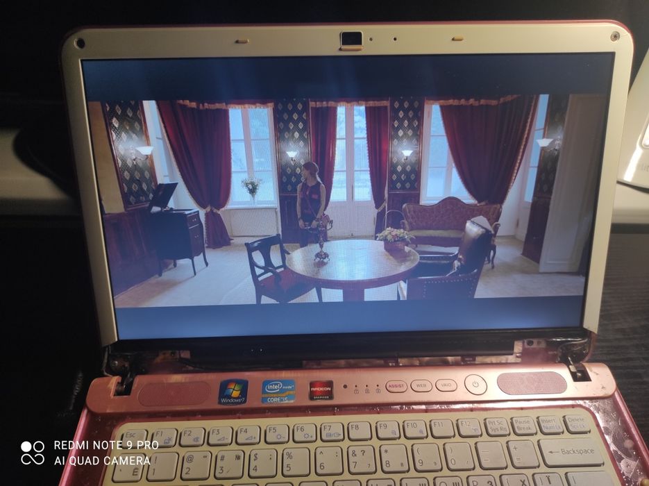 Ноутбук Sony  VAIO pcg-61715v