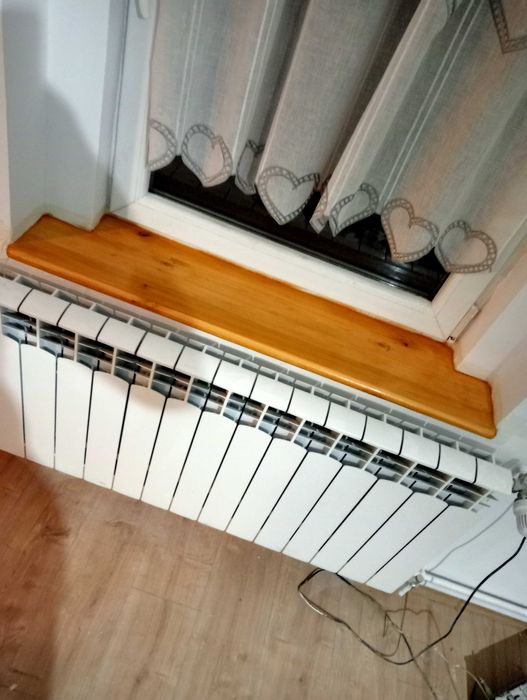 Parapety, blaty z litego drewna