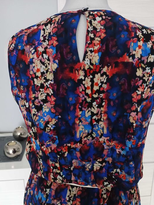 Kolorowa sukienka rozm.38 -50 zł