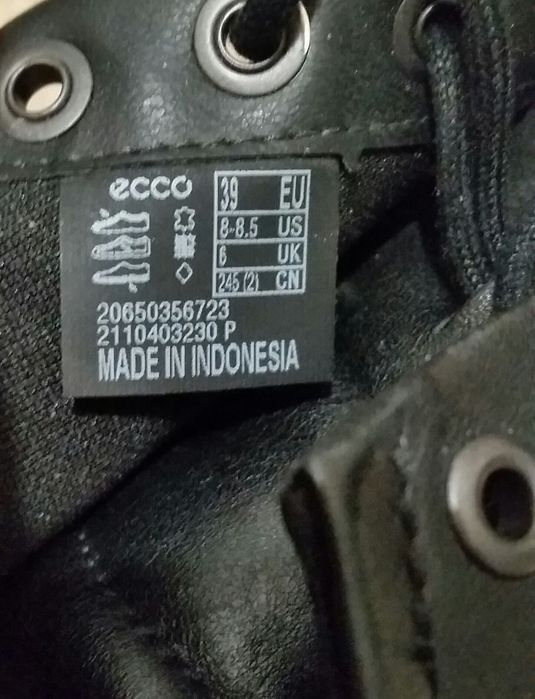 Туфлі жіночі кеди ECCO Soft 2.0. Розмір 39 (25 см)