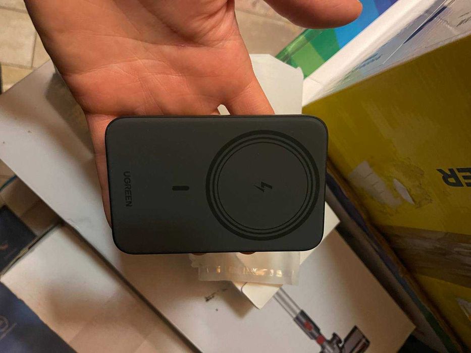 павербанк Ugreen PB561 із MagSafe