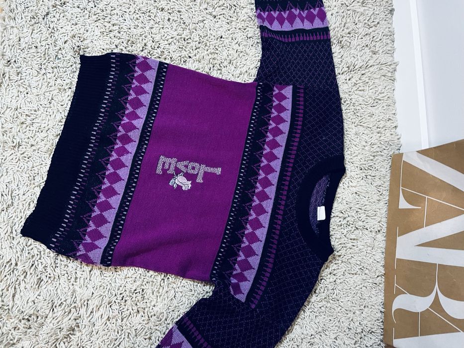 Piekny sweter dzieciecy 140 zimowy