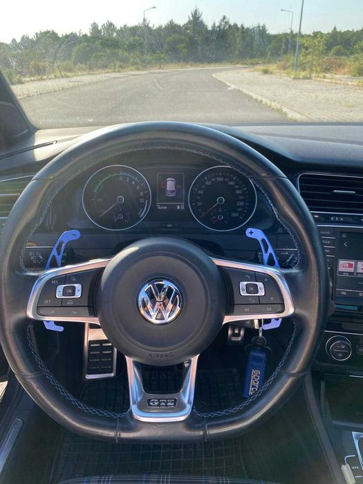 VW GOLF GTE Híbrido Plug-In 204 cv