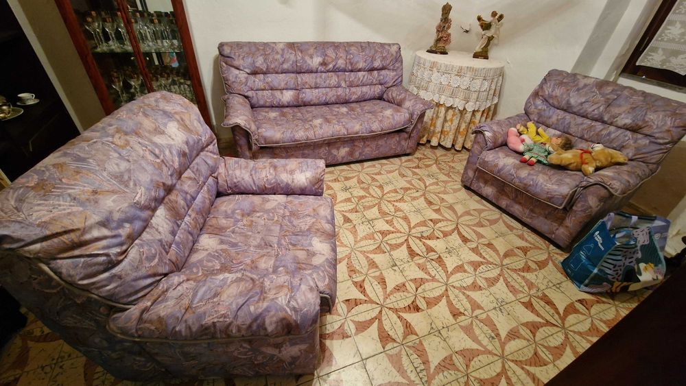 Conjunto de sofás em bom estado e pouco uso