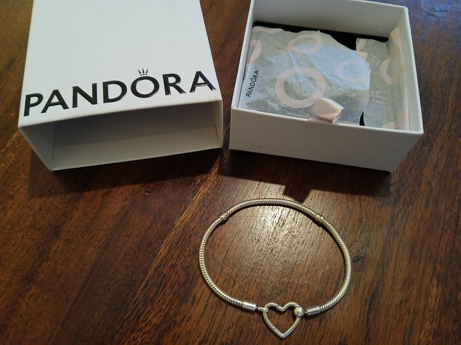 Pulseira pandora nova