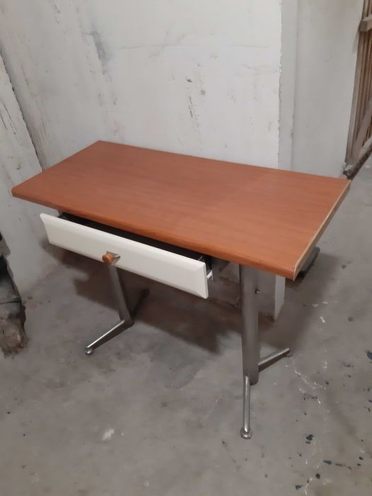 Sprzedam stół kuchenny