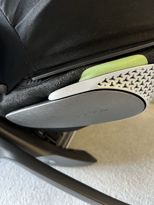Cybex Cloud T i-Size  автокрісло (0-24 міс.), розкладне до лежачого! + БАЗА Cybex (тільки разом)
