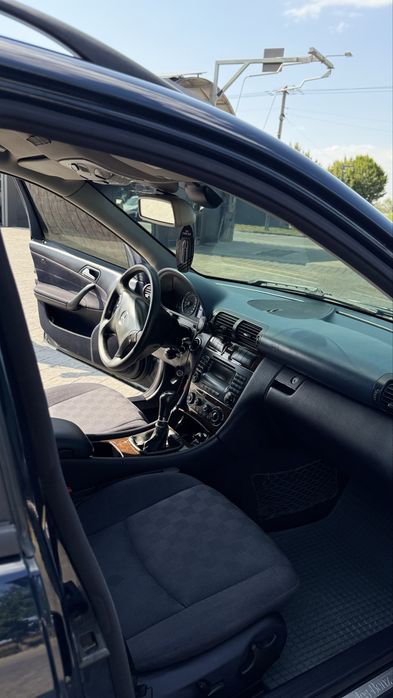 Mercedes-Benz C-Class 2005 VIN WDB2032461F686996 фото оголошення 12 з 24