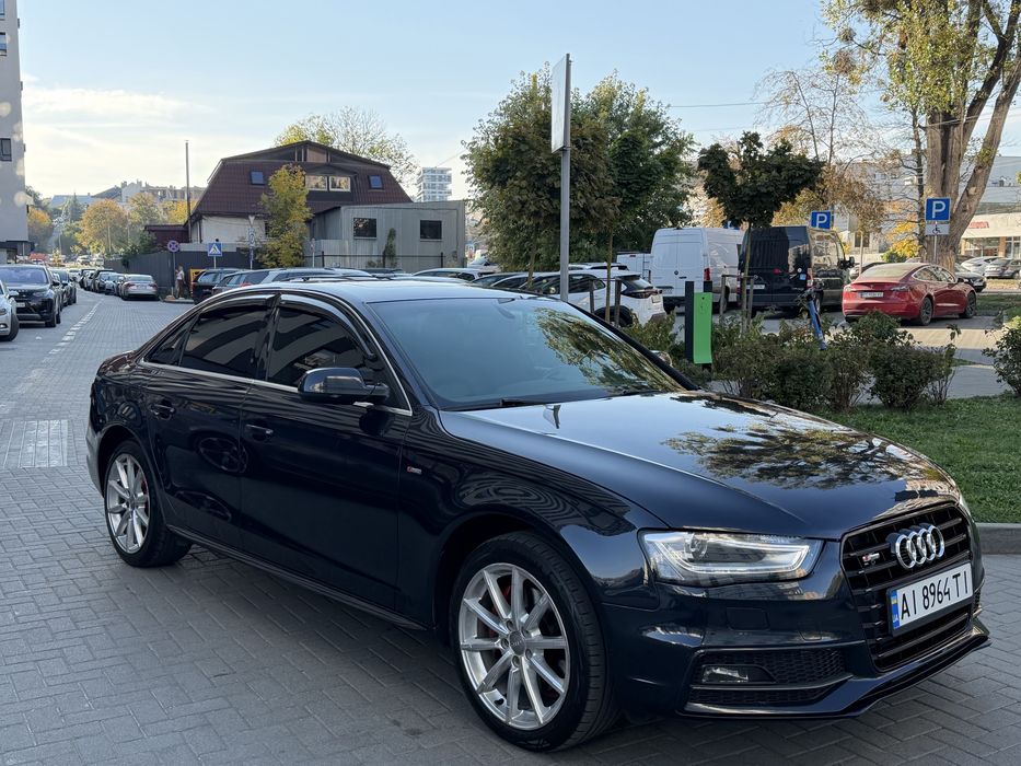 Продам Audi A4 B8