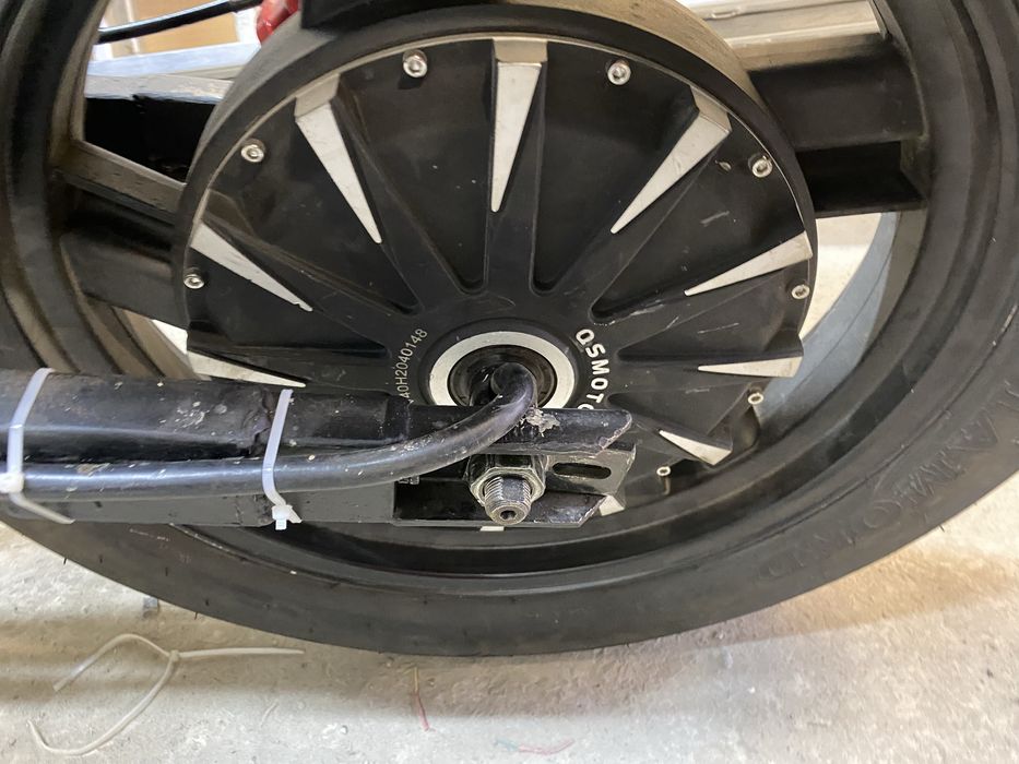 електро мотоцик на базі riedju