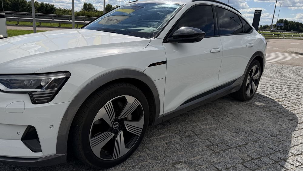Audi e-tron Sportback 2022 року 95 KW