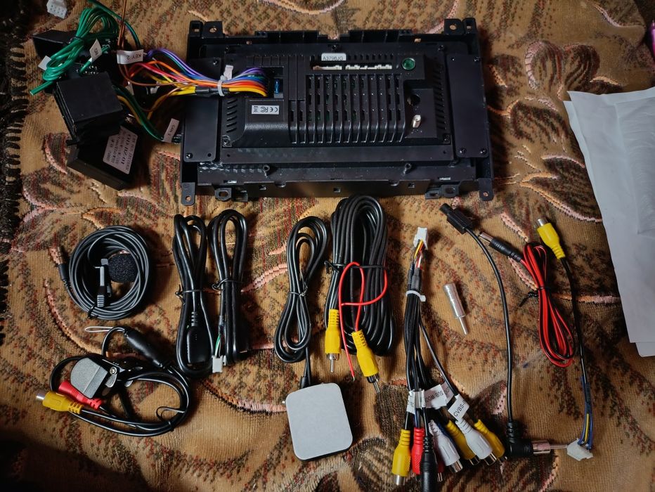 Універсальна магнітола на Android HC 8163