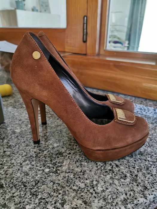 Sapatos Ruika pele camel