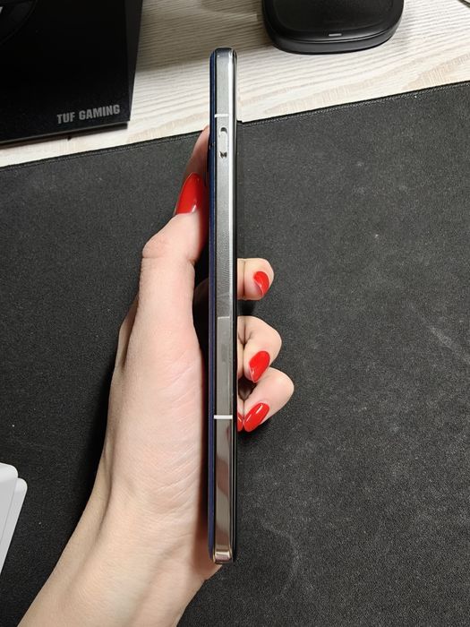 Продам OnePlus 13 Global 16/512 Blue