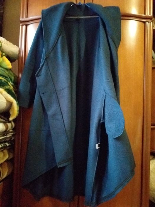 Пальто большого размера