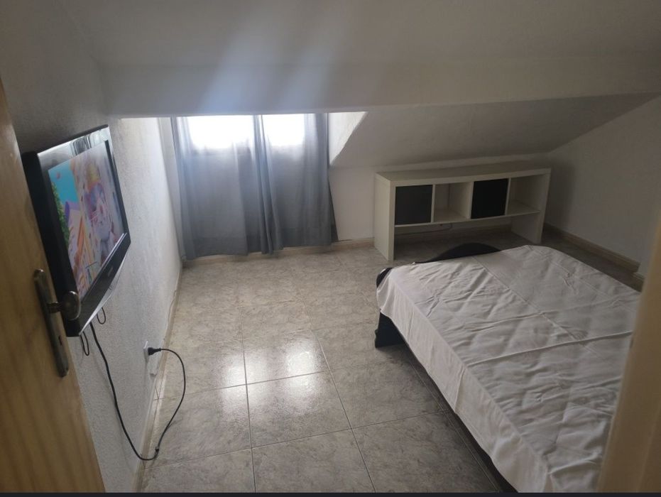 Quarto 375€ mensal