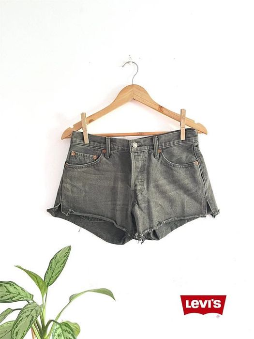 Levi's 501 Women's Denim Shorts – NEW