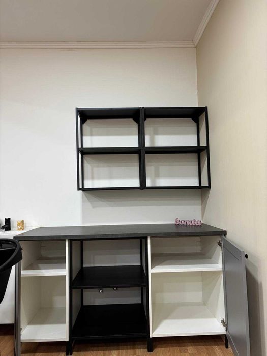 Móvel aparador e Prateleiras