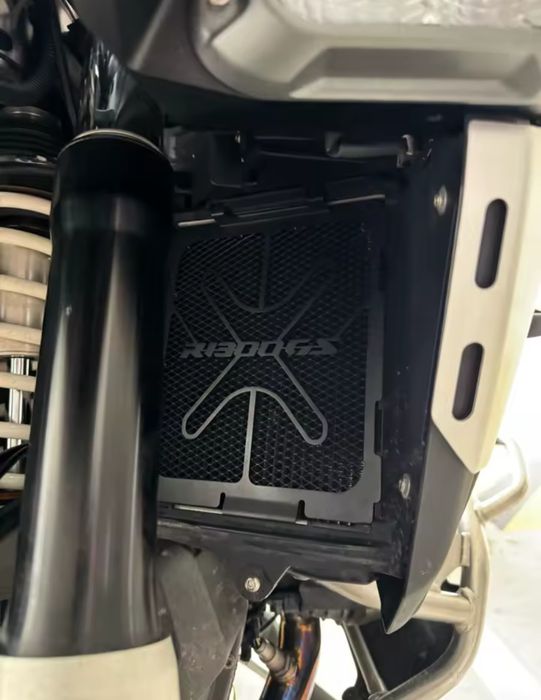 BMW R1300GS Osłony kratki chłodnic Adventure Trophy