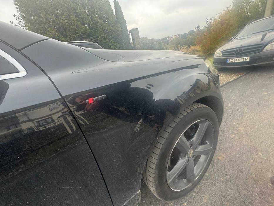 Передні Крила до Audi Q7 2005-2015 (ціна за шт.)