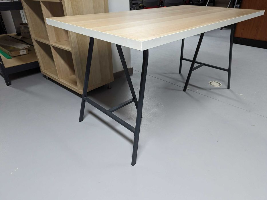 Mesa Ikea c/ Cavaletes 1,50m x 0.75m - Muitas unidades