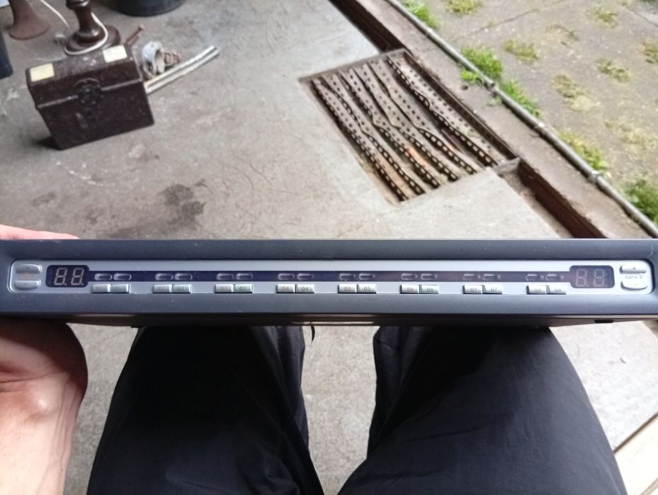 Belkin OmniView Matrix 2