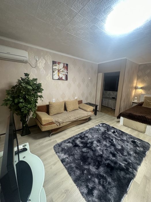 Почасово  1 кімнатна - Макдональдс ,подобово