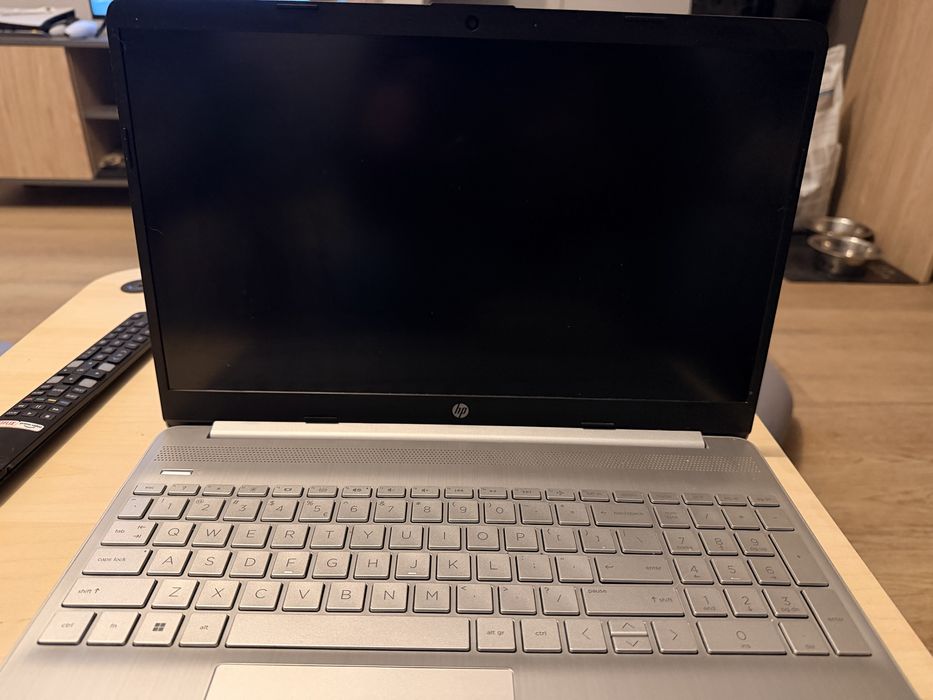 Laptop HP 15-dw3123nw - jak nowy
